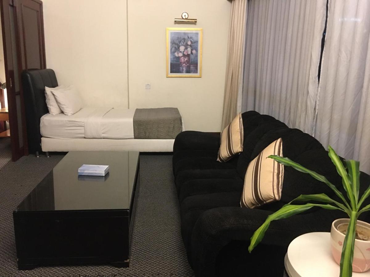Sabah Suites At Times Square Kl Kuala Lumpur Extérieur photo